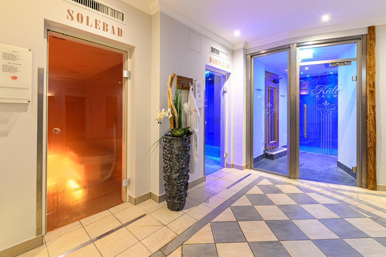 Wohlfuehlhotel Schiestl Fuegen Ngoại thất bức ảnh