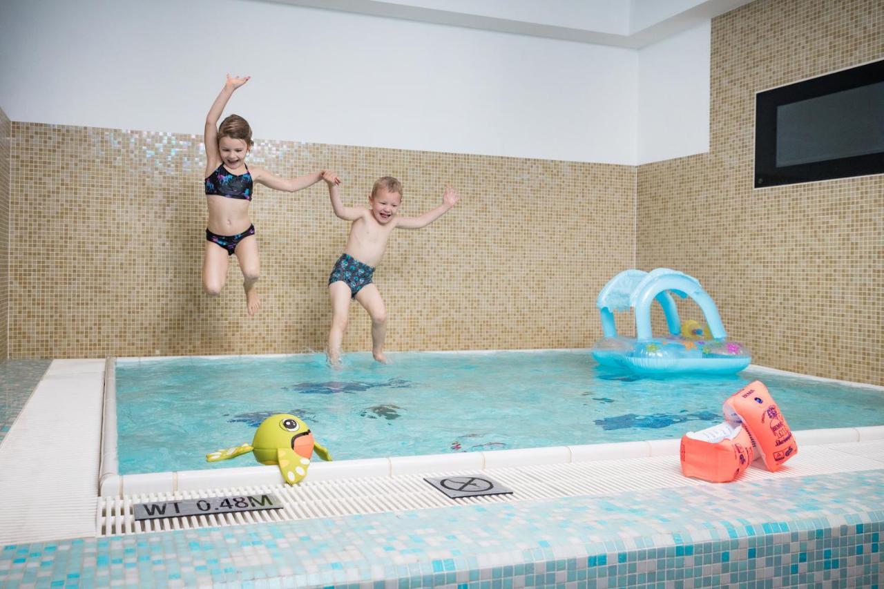Wohlfuehlhotel Schiestl Fuegen Ngoại thất bức ảnh