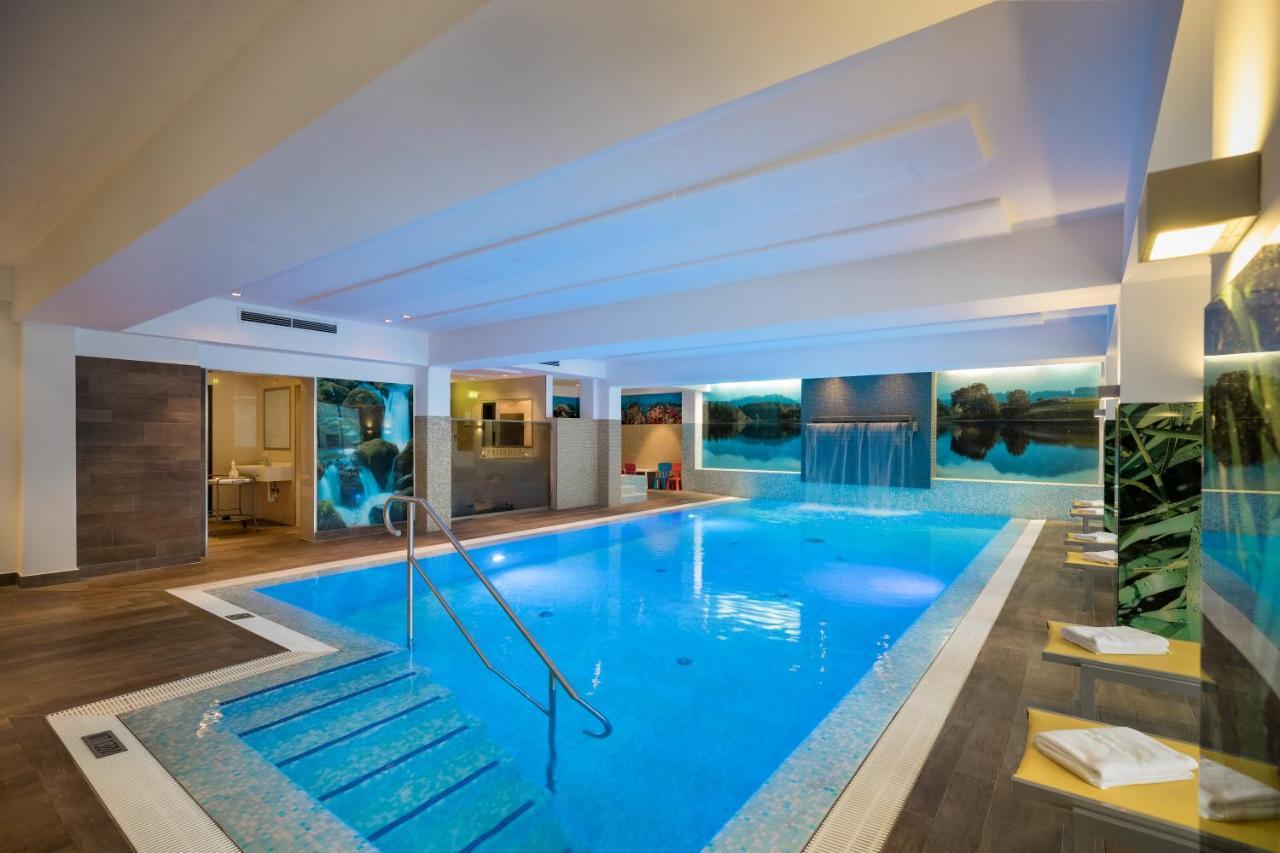 Wohlfuehlhotel Schiestl Fuegen Ngoại thất bức ảnh