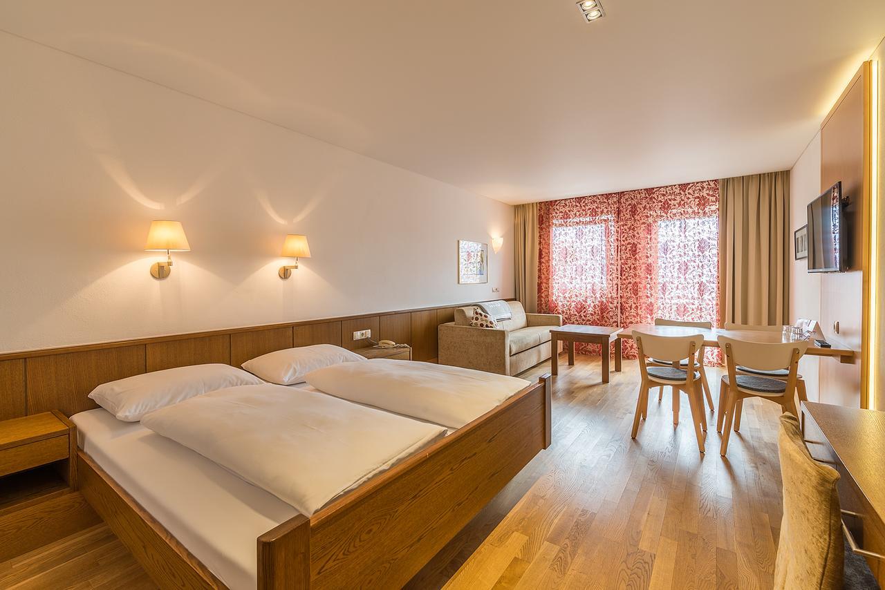 Wohlfuehlhotel Schiestl Fuegen Ngoại thất bức ảnh